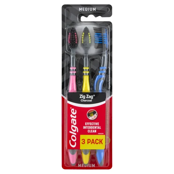 Colgate Zigzag Charcoal Medium fogkefe triopack - 3 db